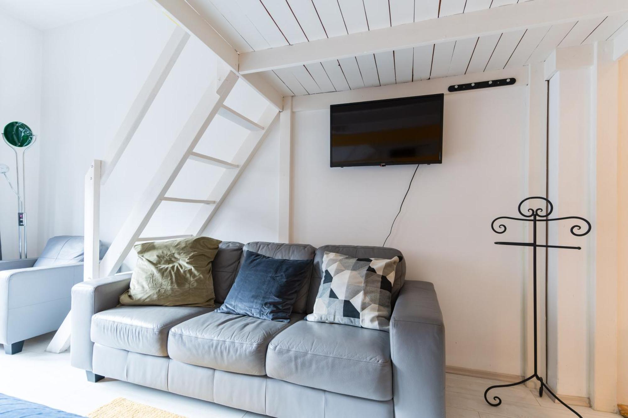 Sunny Studio With Balcony In Party District Budapeszt Zewnętrze zdjęcie